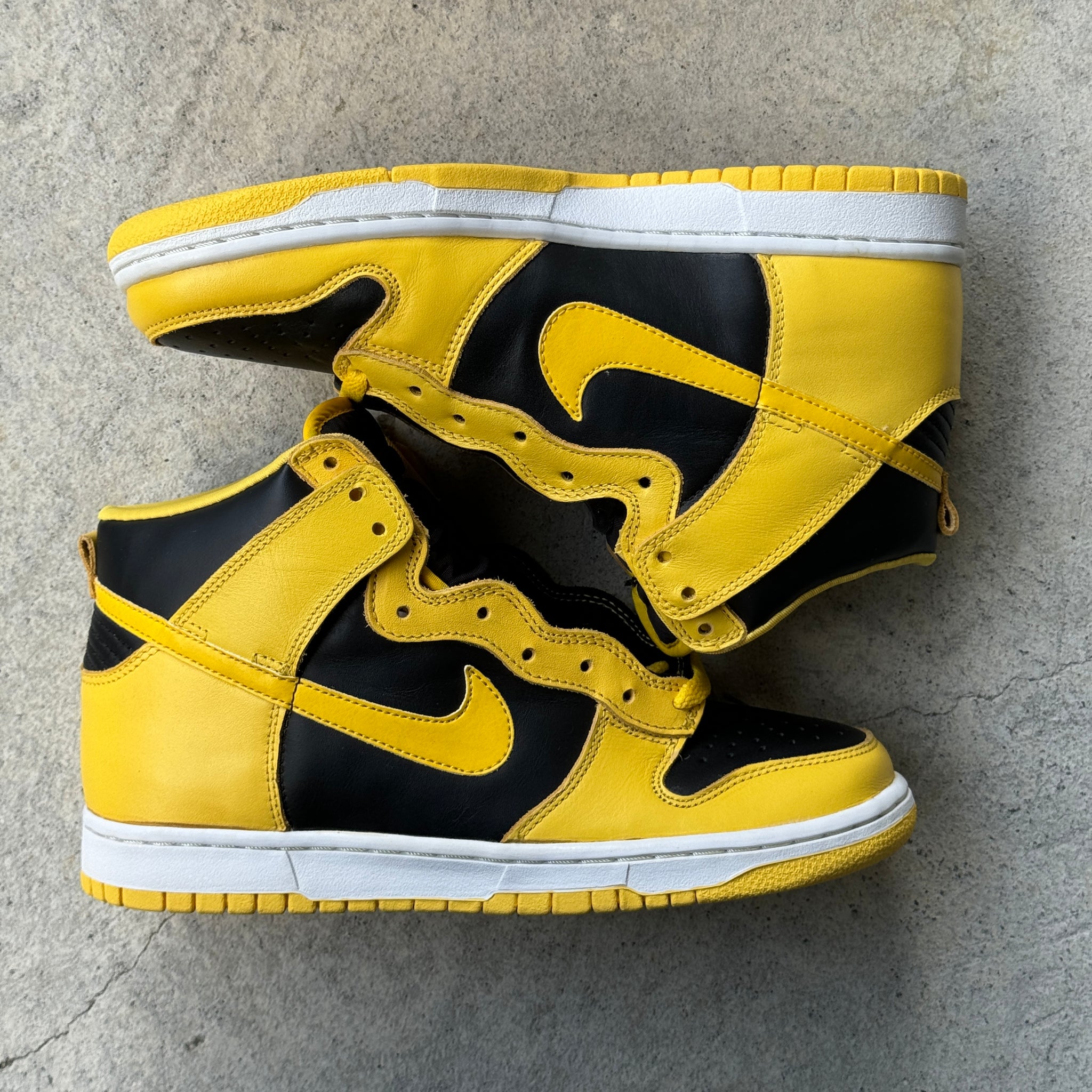 8.5 US - DS NIKE DUNK HIGH GOLDENROD 1999