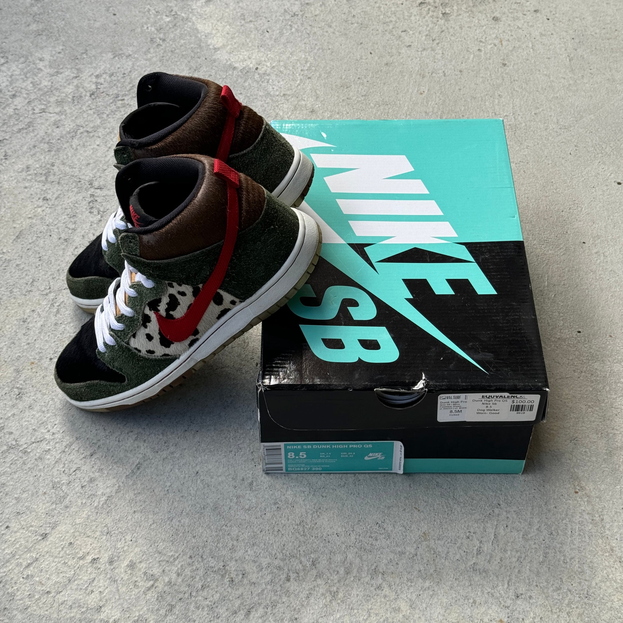 8.5 US - NIKE SB DUNK HIGH DOG WALKER W BOX BOX 2019