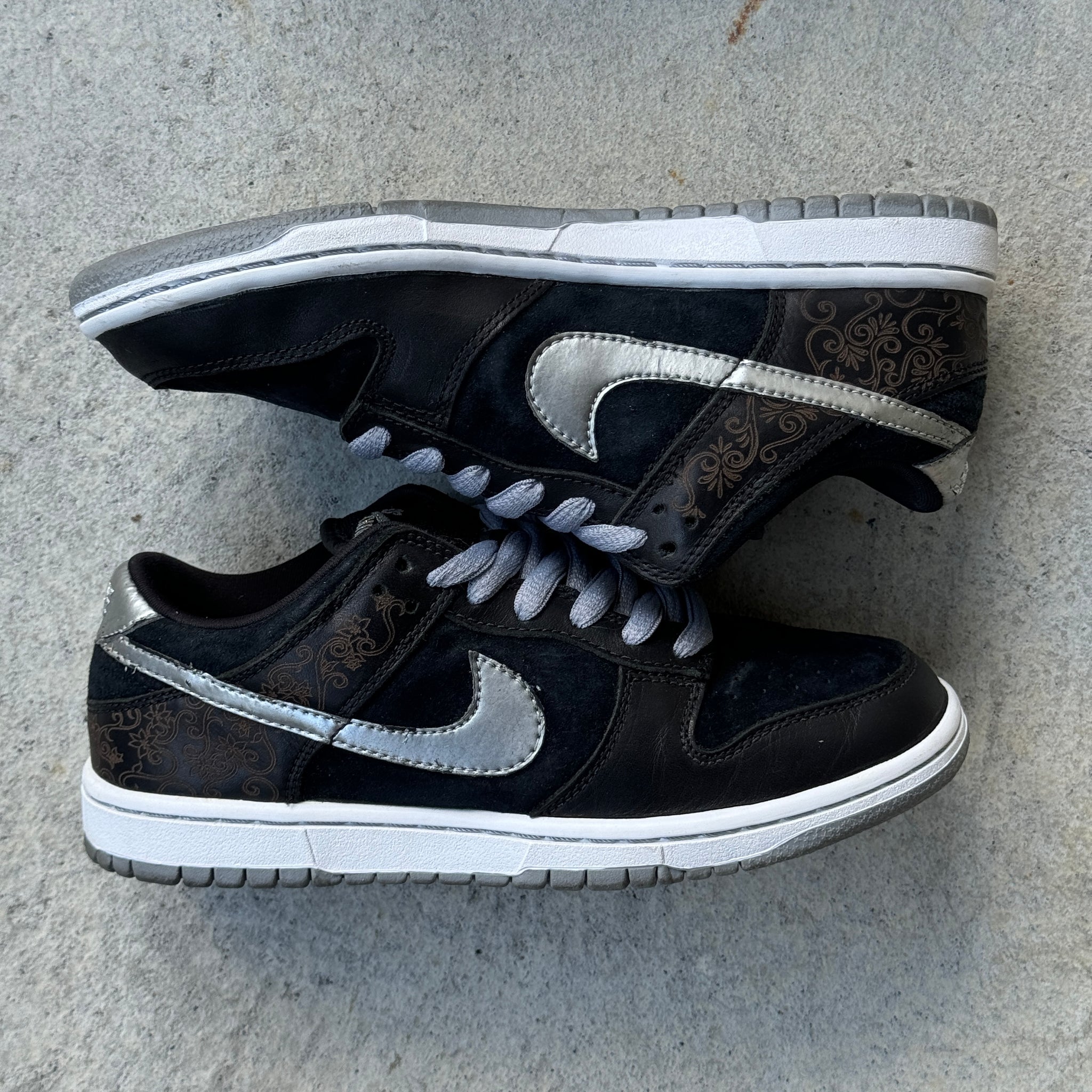 5.5 US - NIKE SB DUNK LOW TAKASHI 2 W BOX 2007