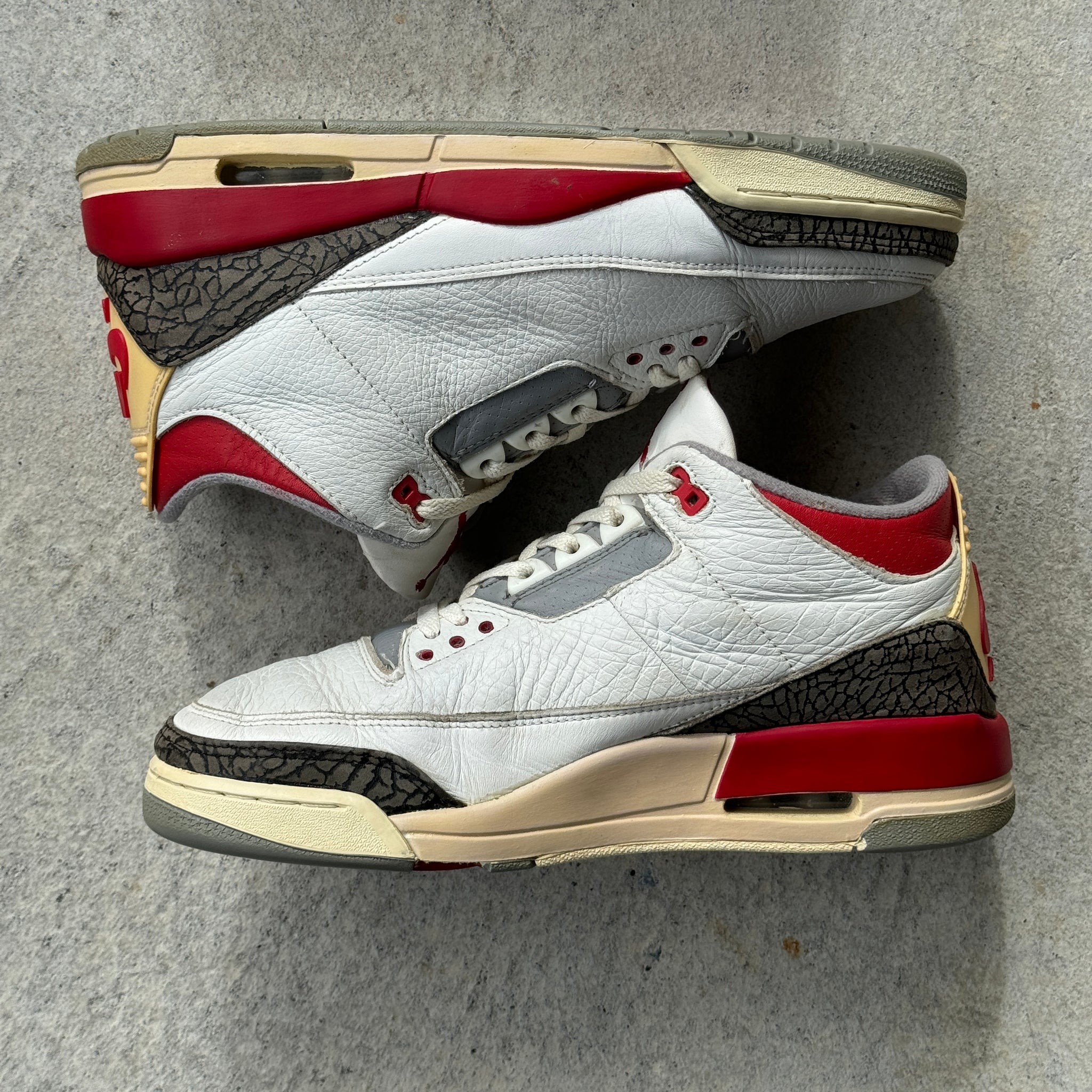 10.5 US - JORDAN 3 FIRE RED 1988