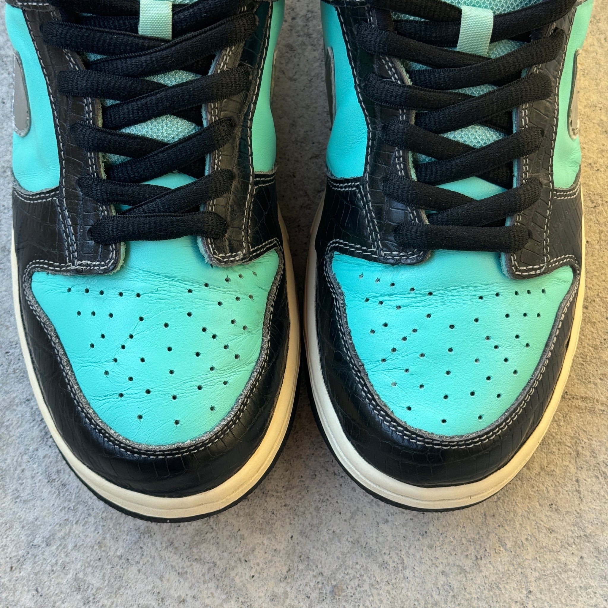 10 US - NIKE SB DUNK LOW TIFFANY DIAMOND 2005