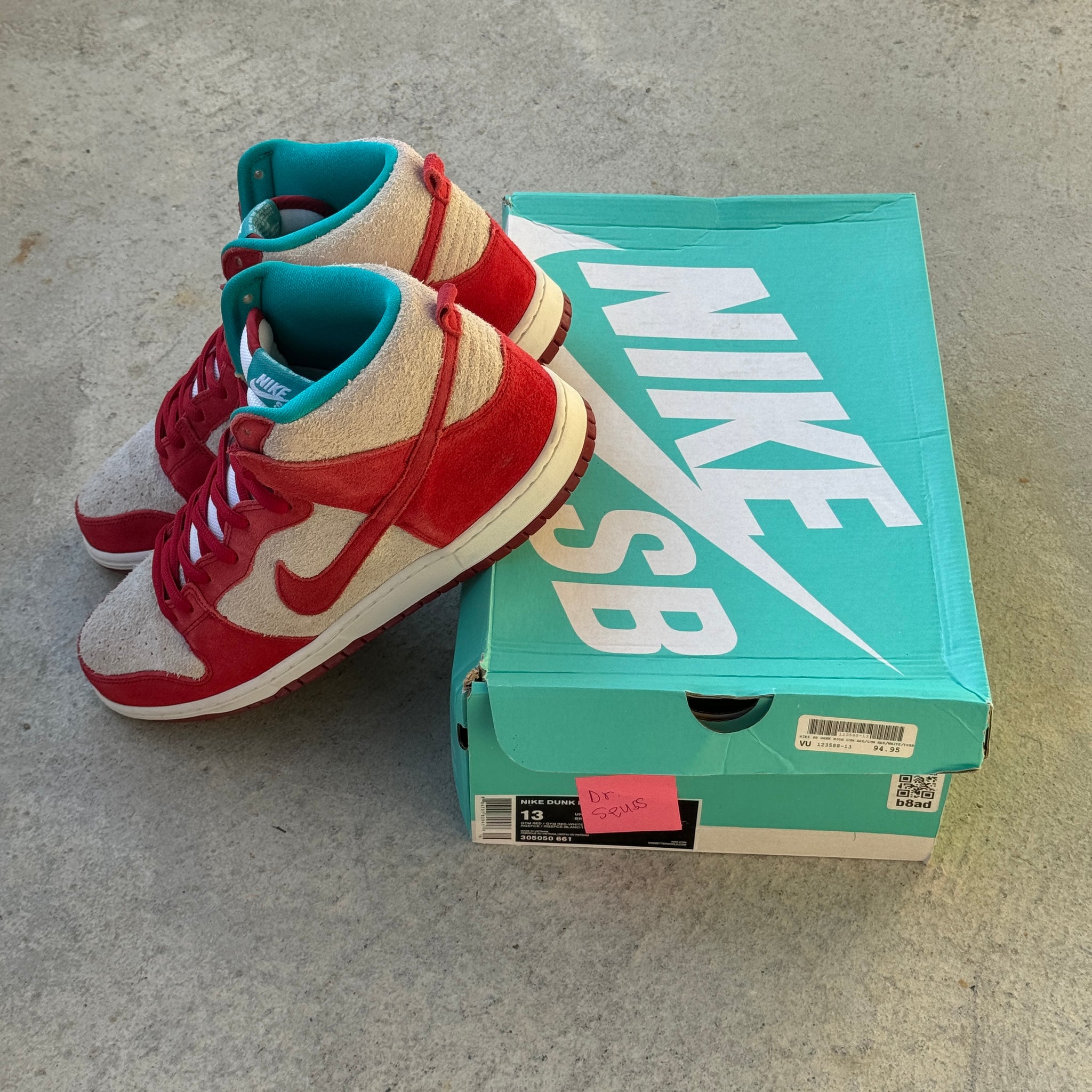 13 US - NIKE SB DUNK HIGH DR SEUSS W BOX 2014