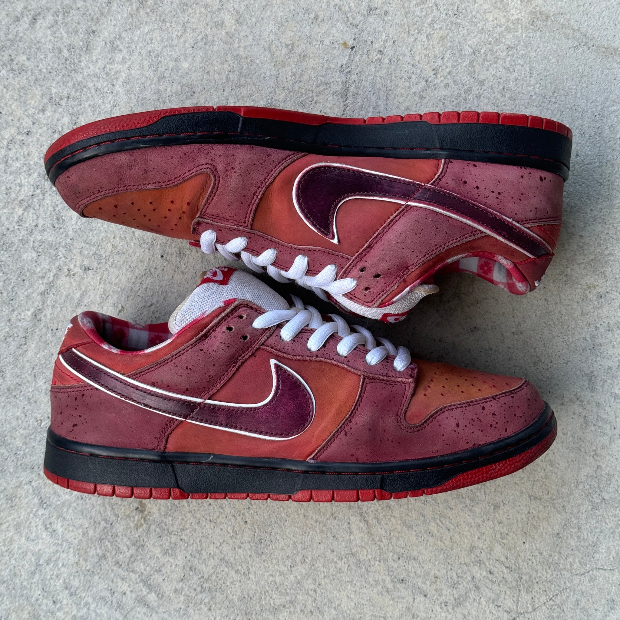 12 US - NIKE SB DUNK RED LOBSTER 2008