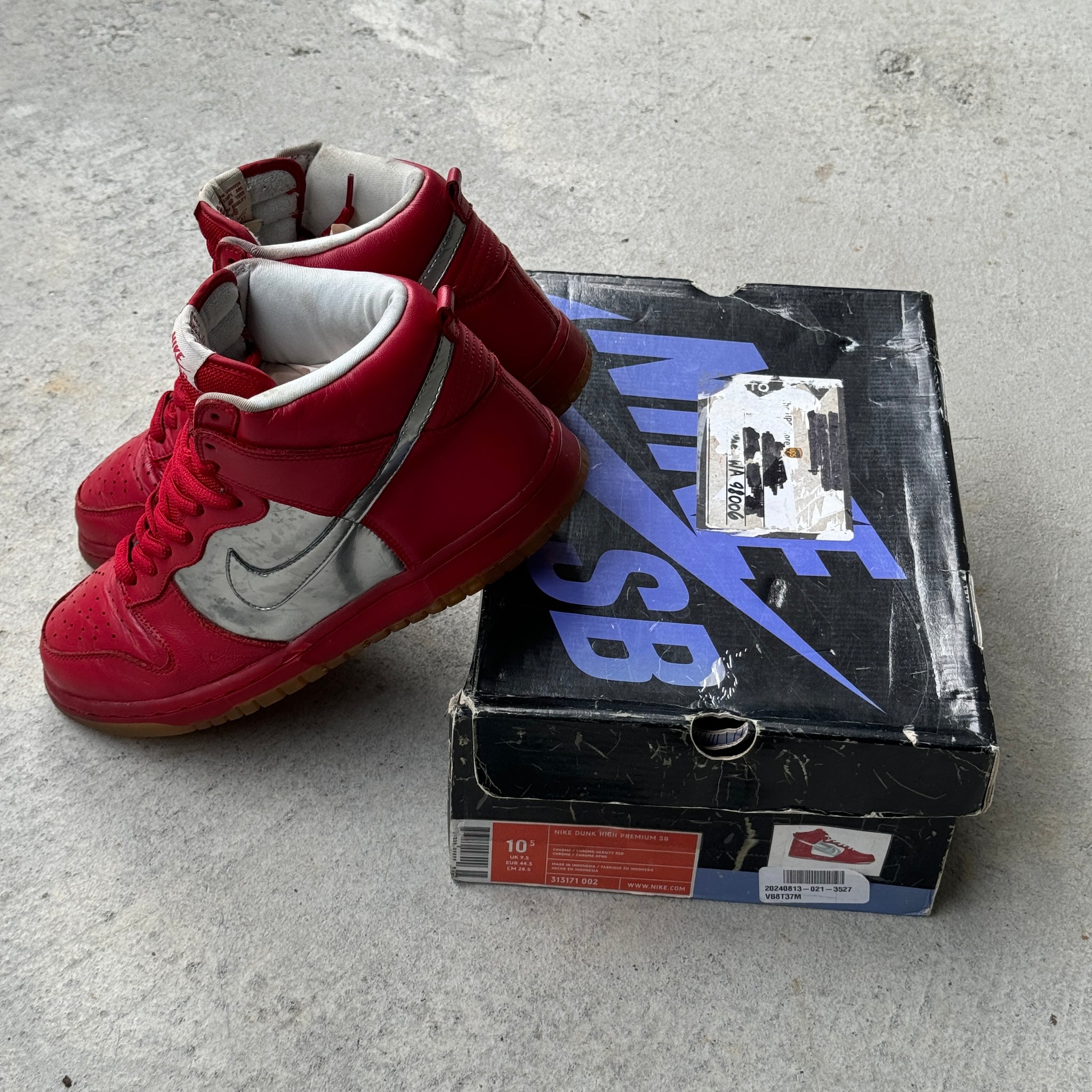 10.5 US - NIKE SB DUNK HIGH MORK AND MINDY W BOX 2006