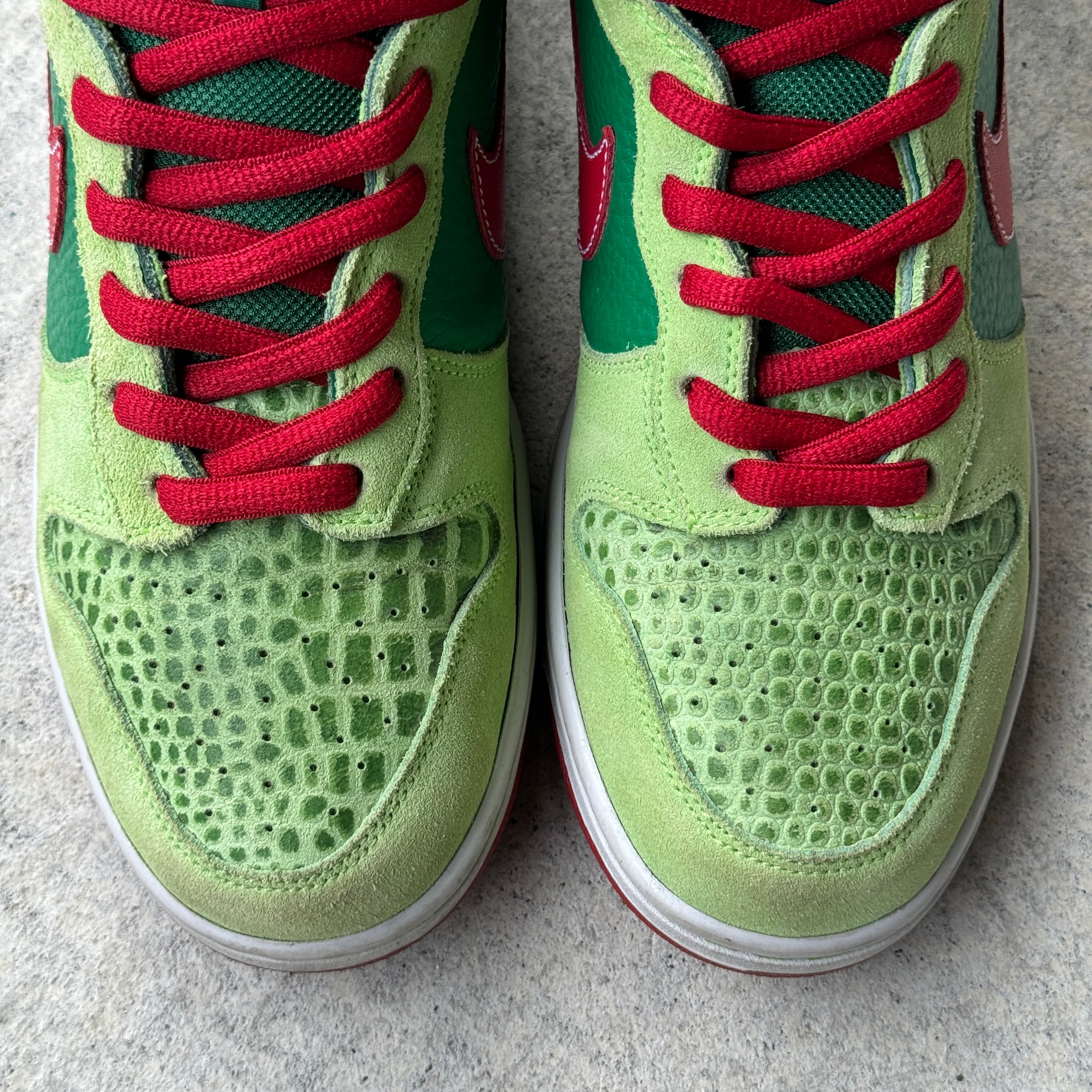 10.5 US - NIKE SB DUNK HIGH DR FEELGOOD W BOX 2008