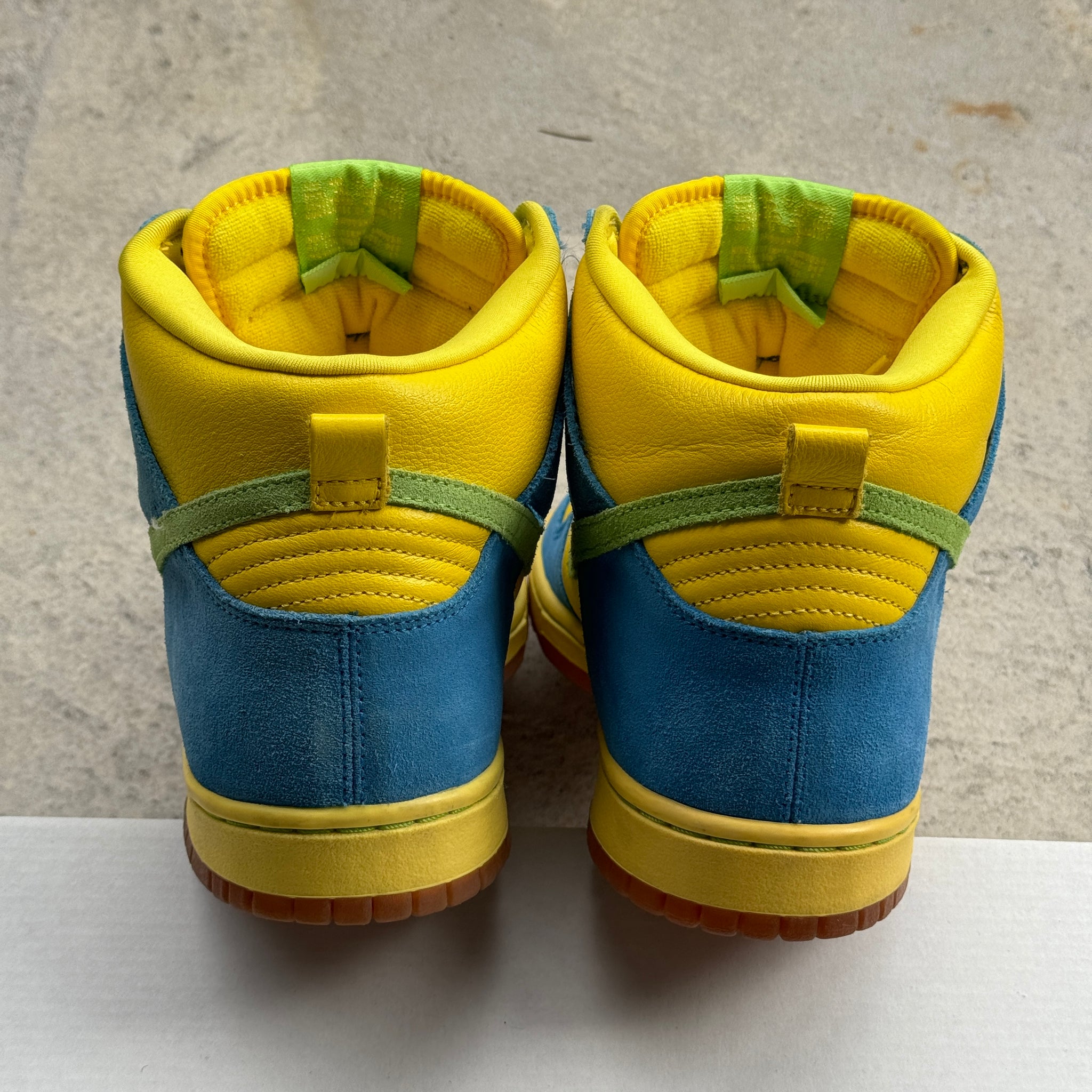 10.5 US - NIKE SB DUNK HIGH MARGE SIMPSON 2008