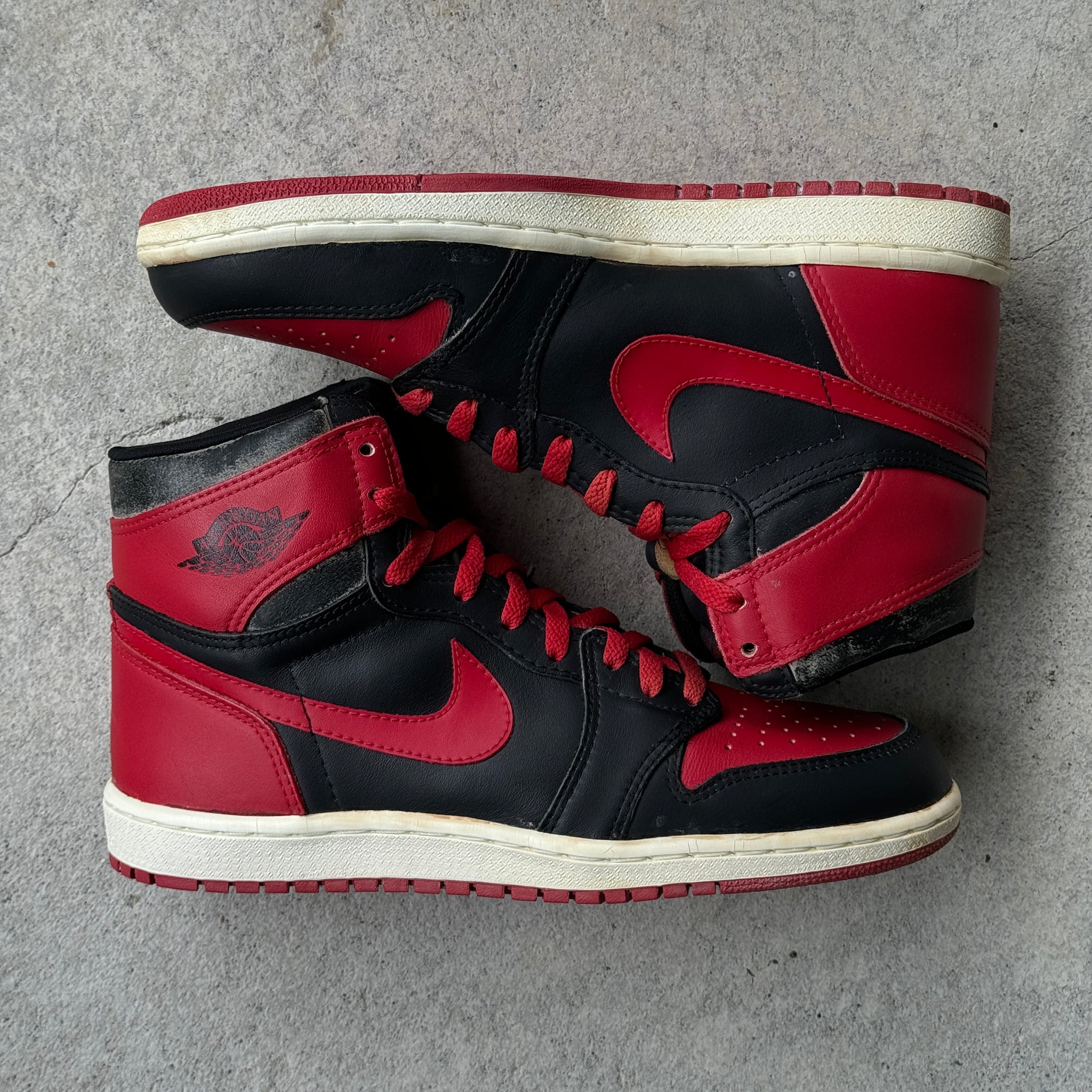 10 US - DS JORDAN 1 BLACK/RED 1985