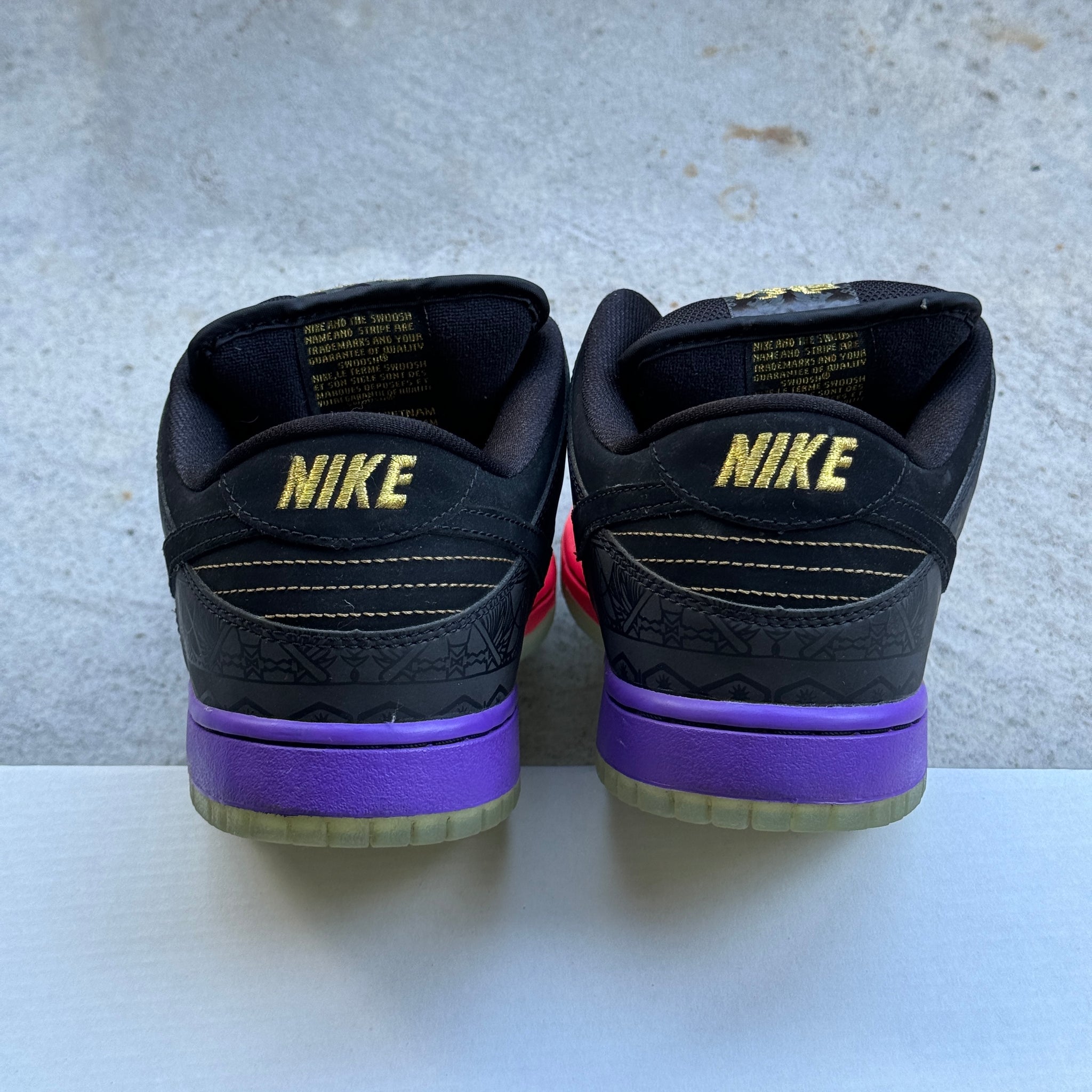 10 US - NIKE SB DUNK LOW BHM 2014