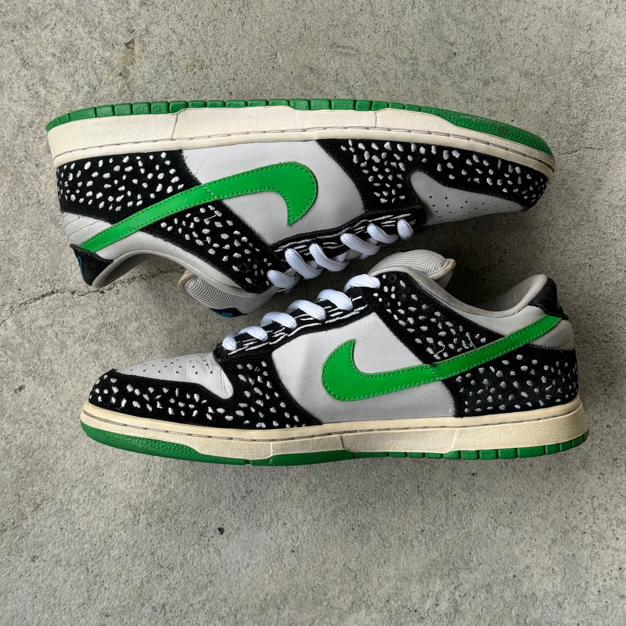 11 US - NIKE SB DUNK LOW LOON 2010