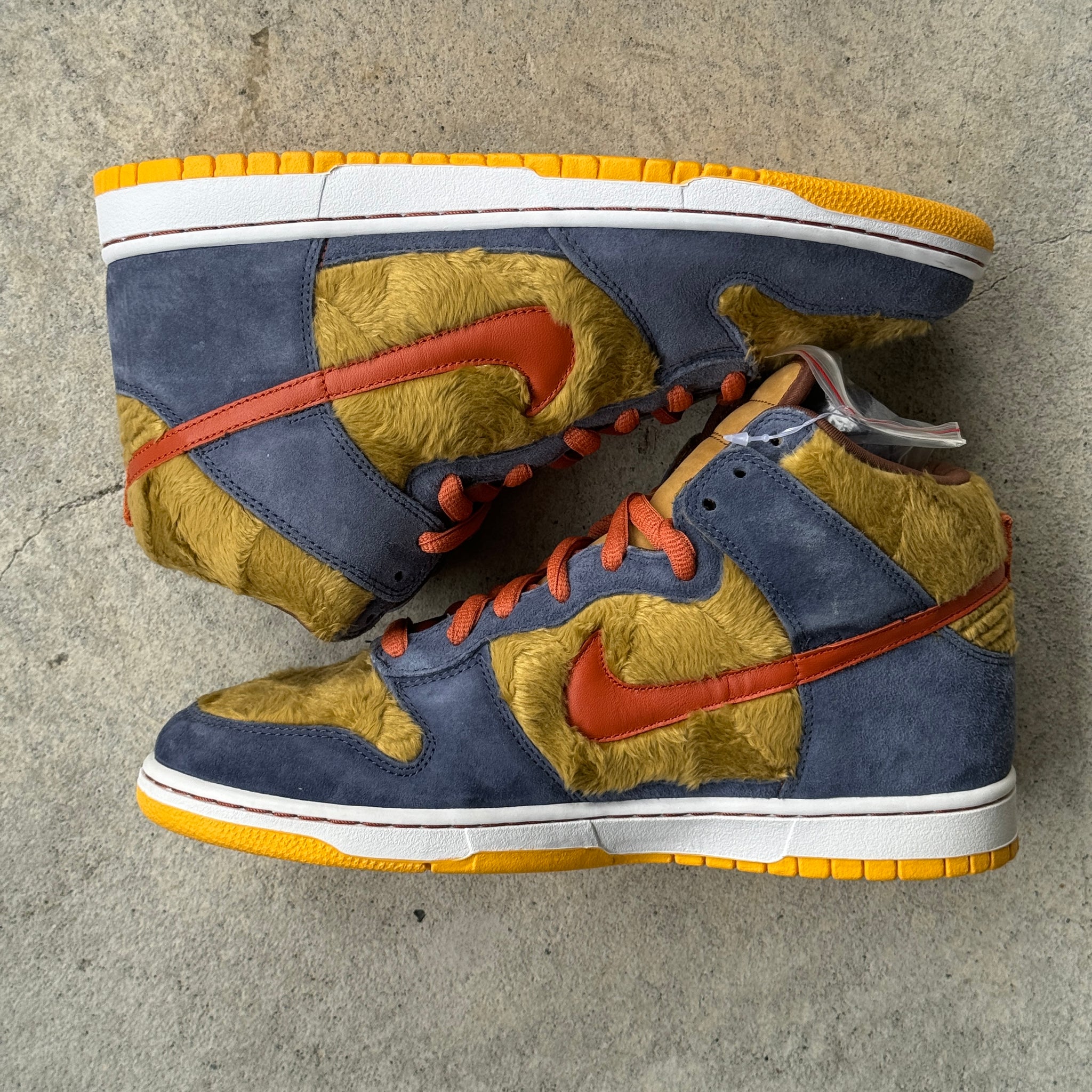 10.5 US - DS NIKE SB DUNK HIGH PAPA BEAR W BOX 2006