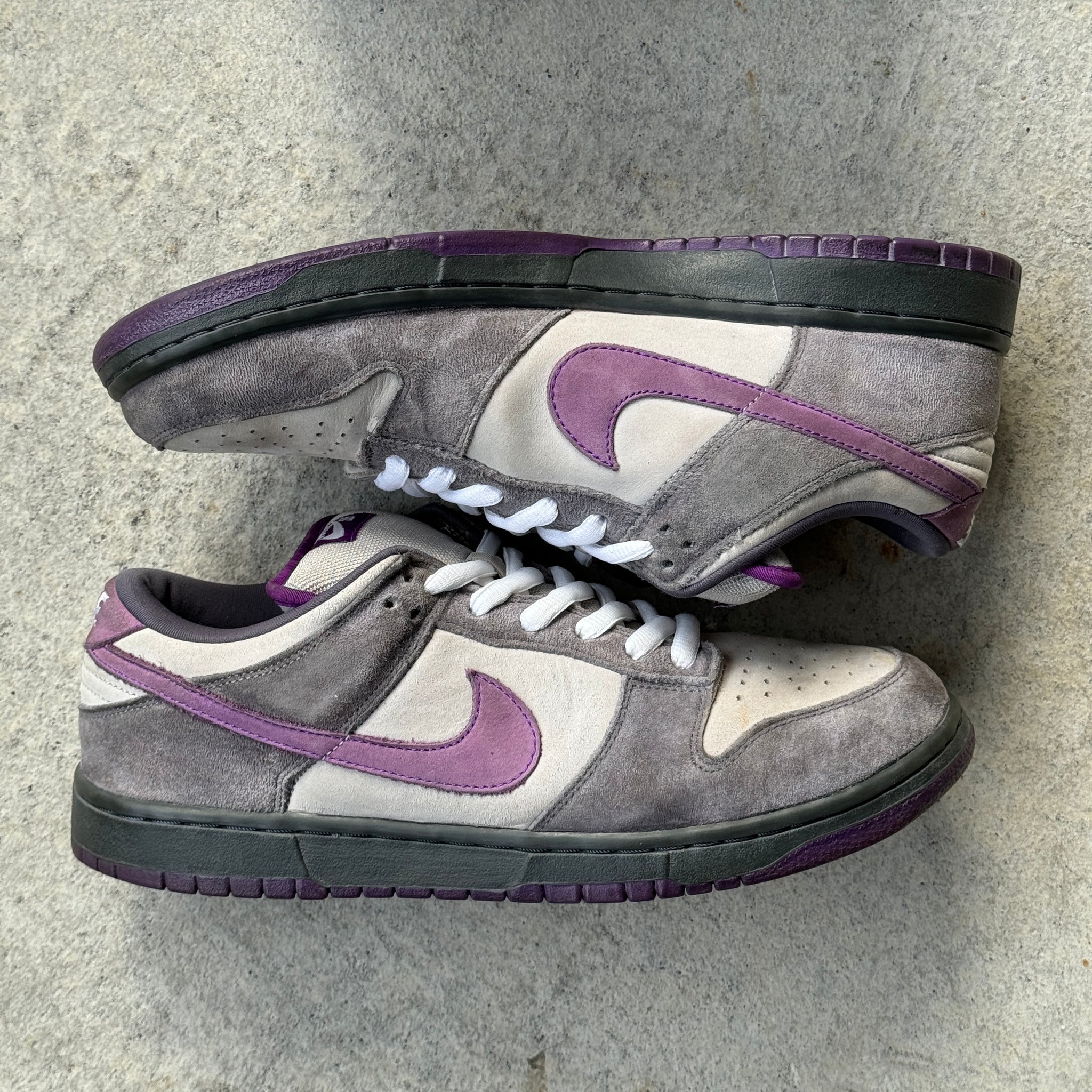 12 US - NIKE SB DUNK LOW PURPLE PIGEON W BOX 2006