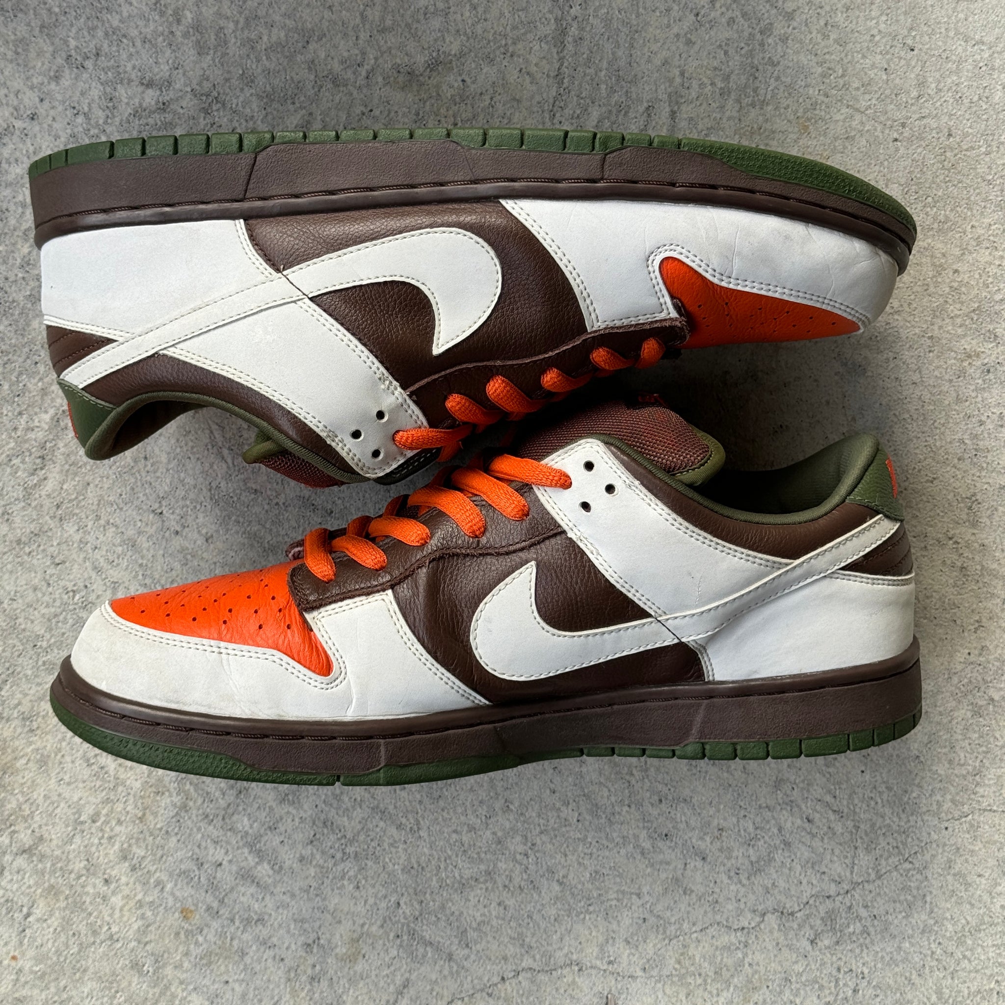 13 US - NIKE SB DUNK LOW OOMPA LOOMPA W BOX 2005