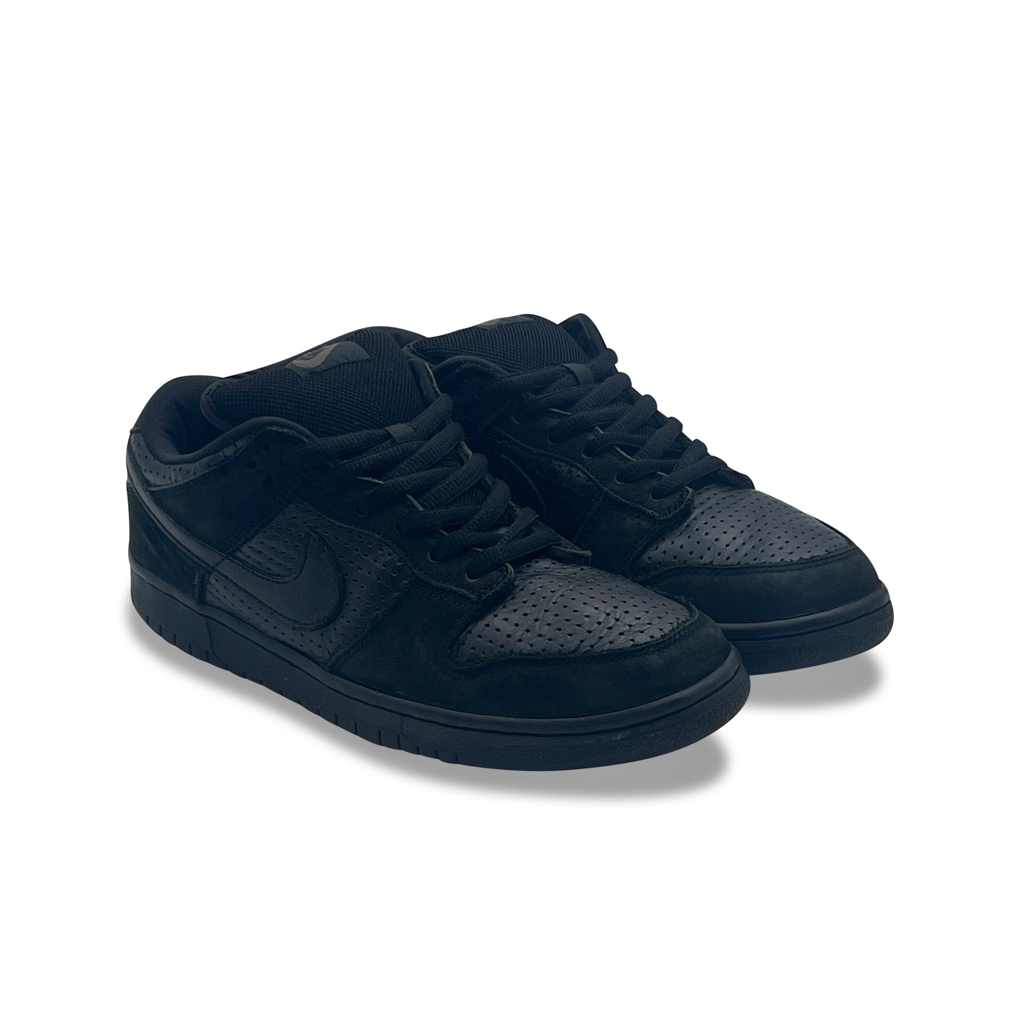 10.5 US - NIKE SB DUNK LOW GINO IANNUCCI 2002