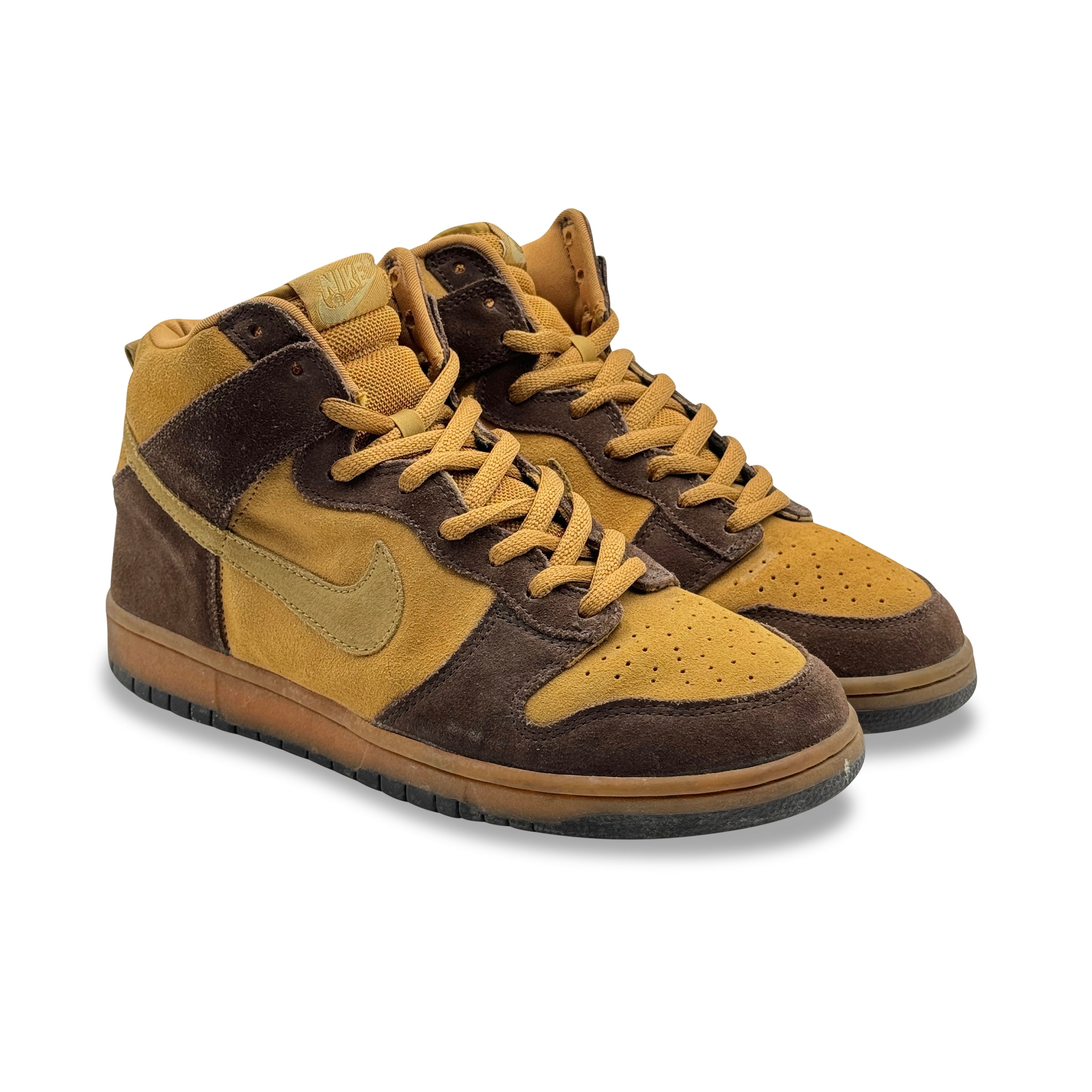 9.5 US - NIKE SB DUNK HIGH BROWN PACK 2003 – curatedvan